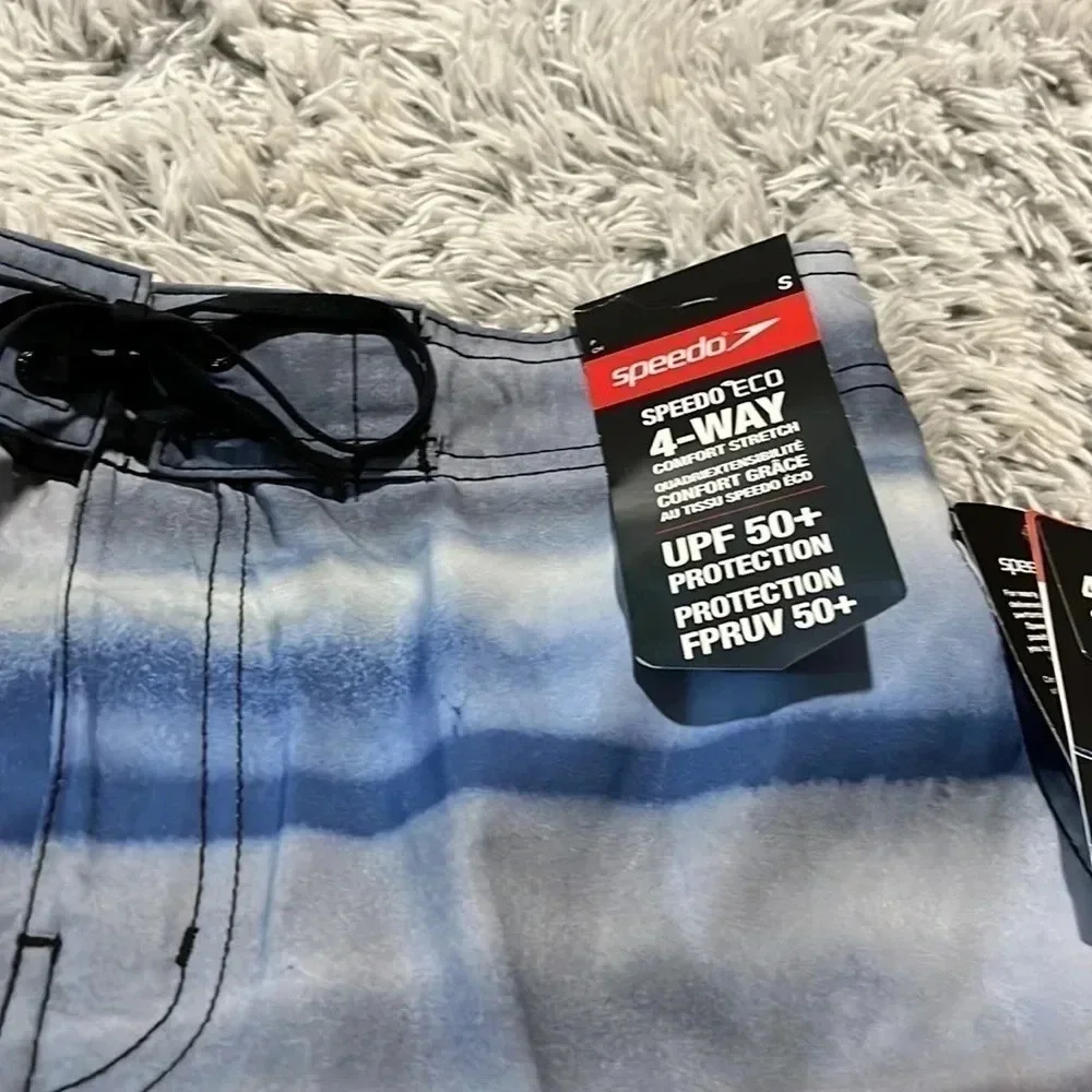 SPEEDO 4 way comfort stretch swim trunks Size Small